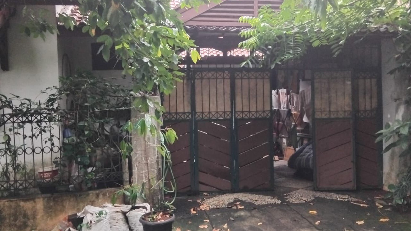 Rumah Bagus Di Kuricang Bintaro Jaya Sektor 3 Kota Tangerang Selatan
