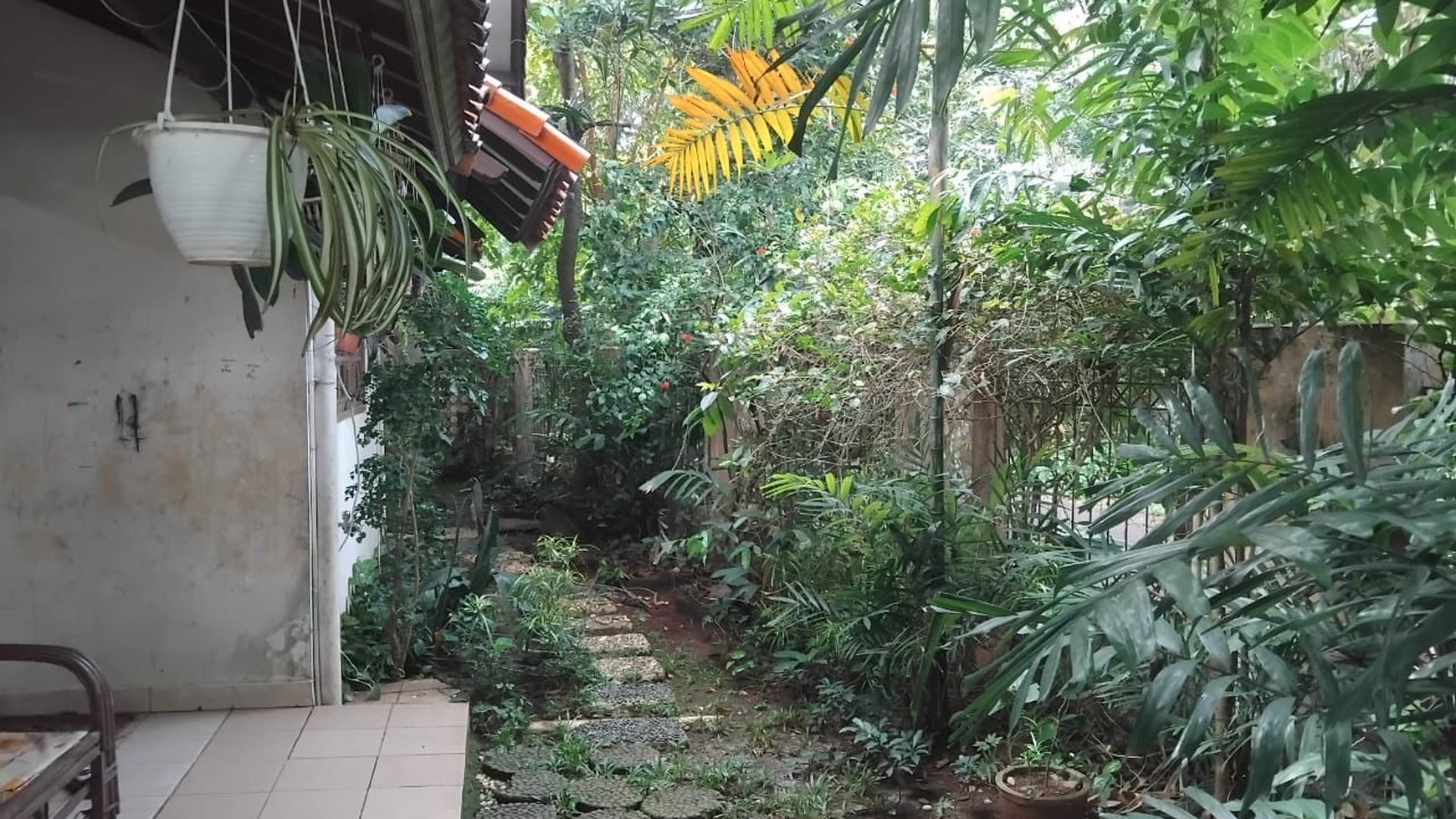 Rumah Bagus Di Kuricang Bintaro Jaya Sektor 3 Kota Tangerang Selatan