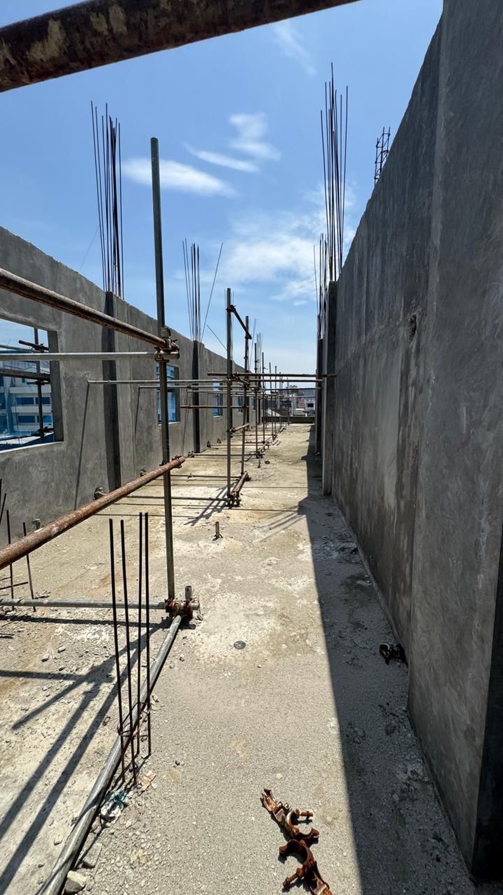 DIjual Rumah di JL. Lio Raya - Tambora, Jakarta Barat