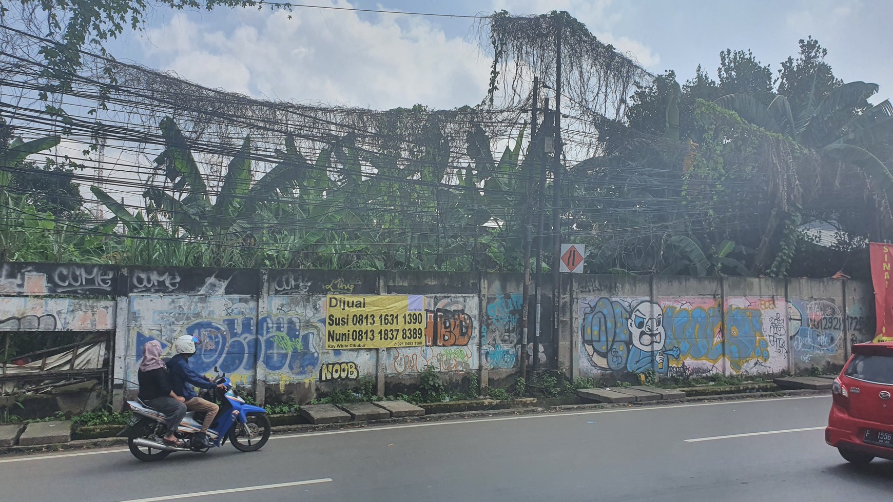 Kavling Komersil dengan luas 3080 M2 di Jl. Raya Alternatif Cibubur