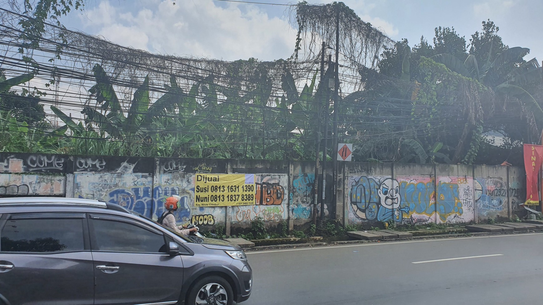 Kavling Komersil dengan luas 3080 M2 di Jl. Raya Alternatif Cibubur