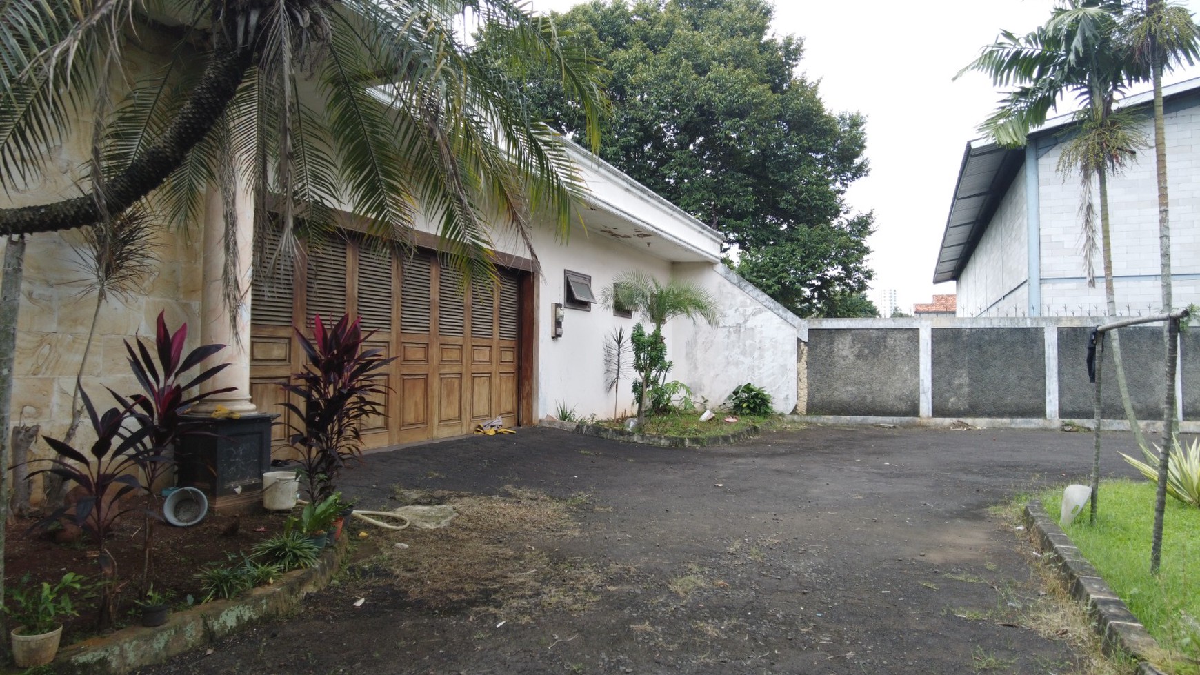 Dijual Rumah Mewah (Semi furnished) di Cinere, Banten