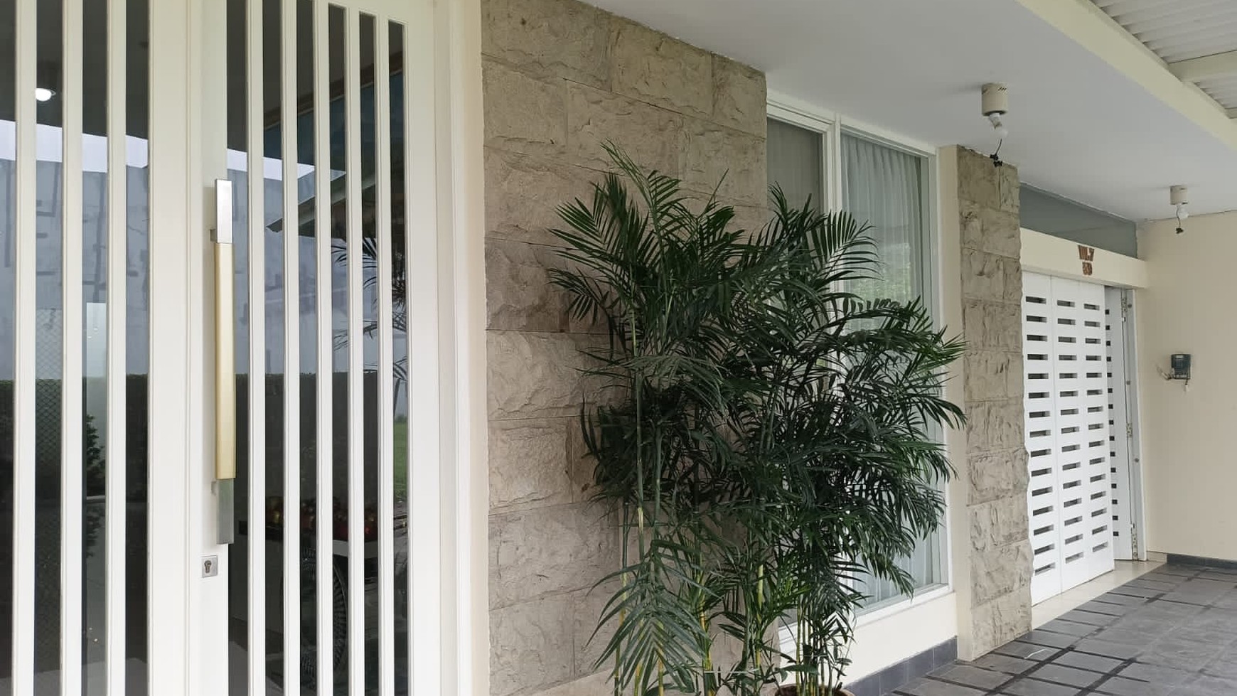 Dijual Rumah Full Furnished Citraland Surabaya Siap Huni