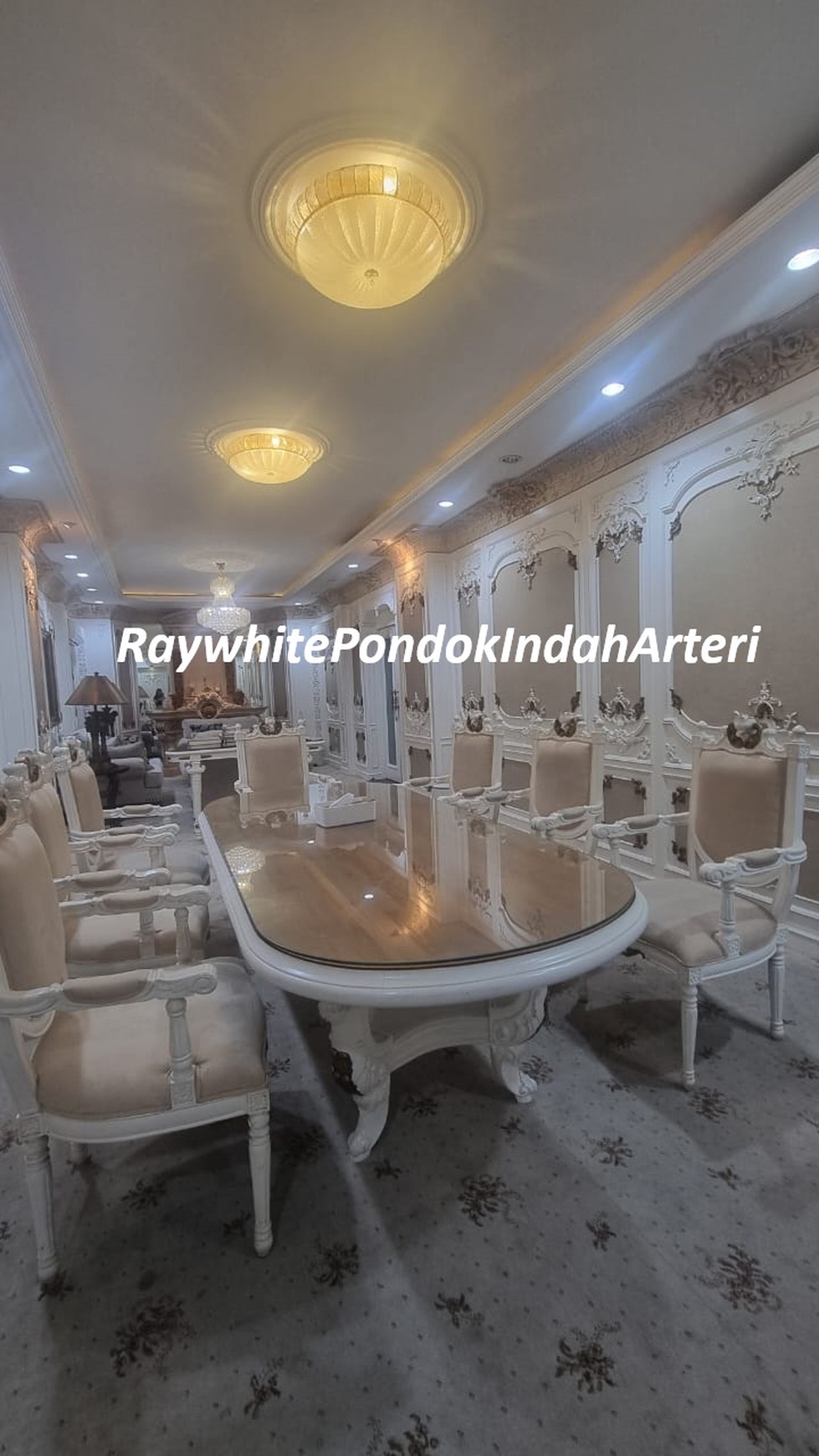 Ruko Gandeng Arteri Pondok Indah, Sangat Strateis, Full Furnished, nyaman dan mewah