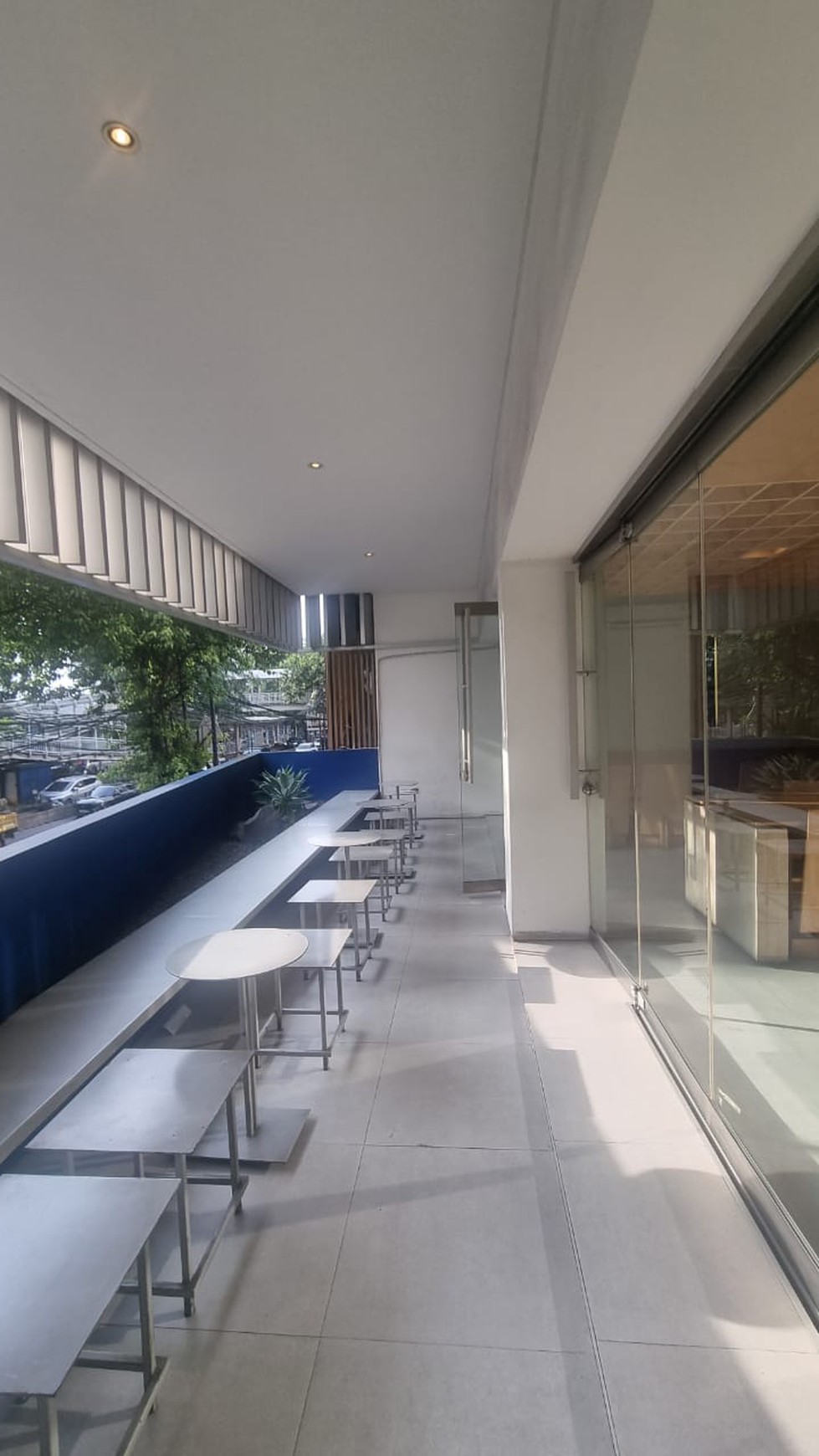 Ruko Gandeng Arteri Pondok Indah, Sangat Strateis, Full Furnished, nyaman dan mewah