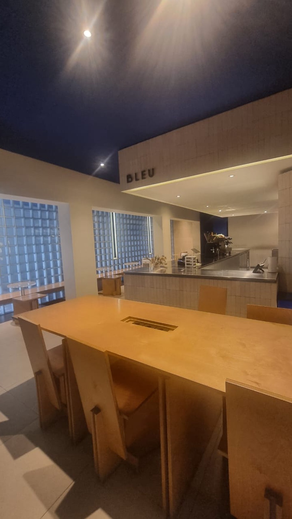 Ruko Gandeng Arteri Pondok Indah, Sangat Strateis, Full Furnished, nyaman dan mewah