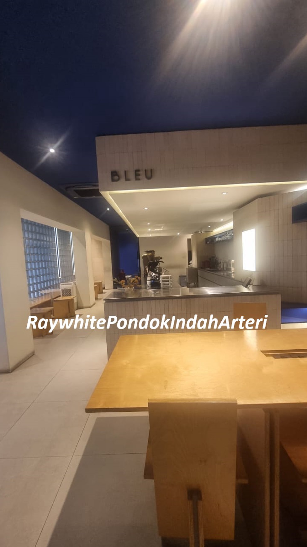 Ruko Gandeng Arteri Pondok Indah, Sangat Strateis, Full Furnished, nyaman dan mewah