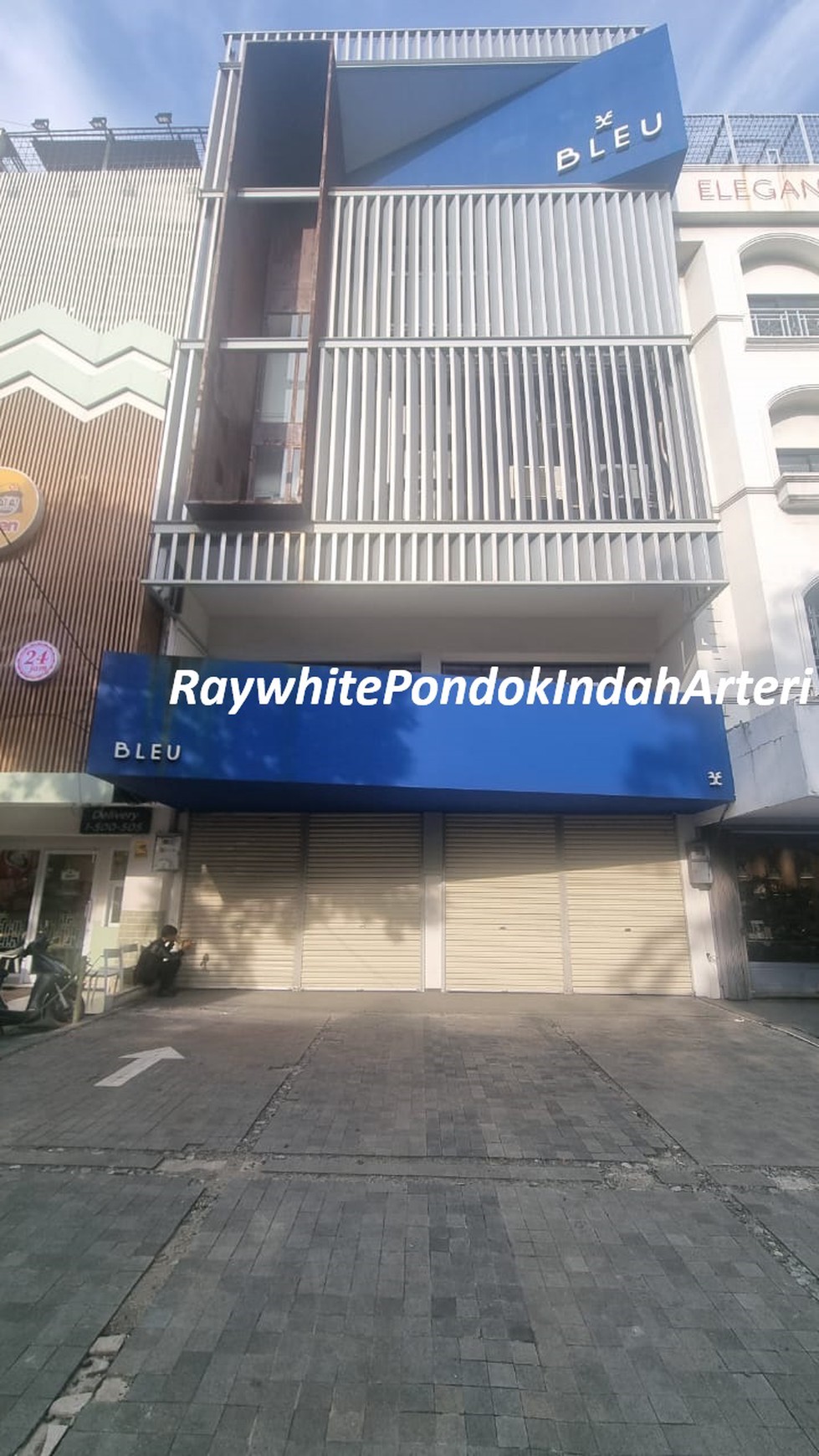 Ruko Gandeng Arteri Pondok Indah, Sangat Strateis, Full Furnished, nyaman dan mewah