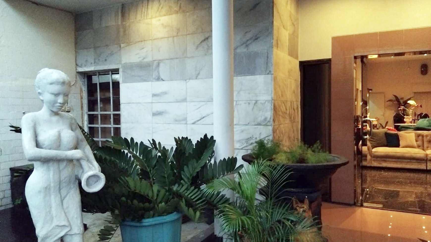 Rumah Hitung Tanah Area Cipete