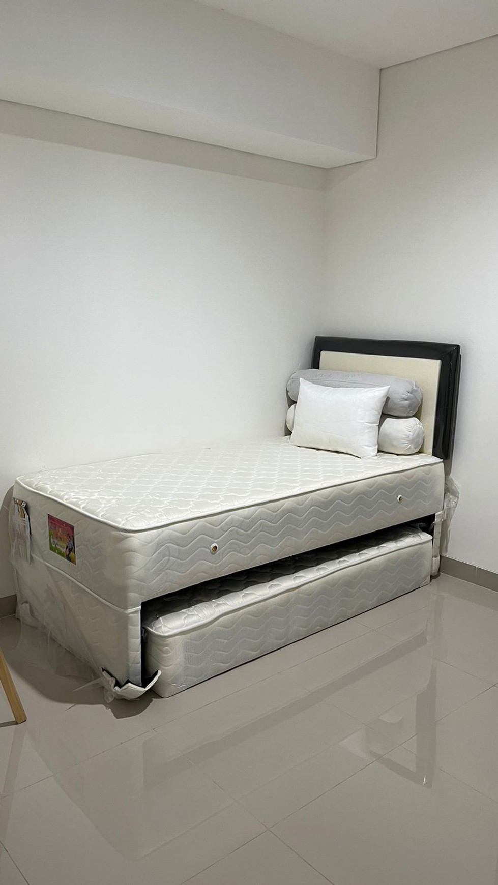 Sewa Apartemen Embarcadero Bintaro 2 BR Fully Furnished