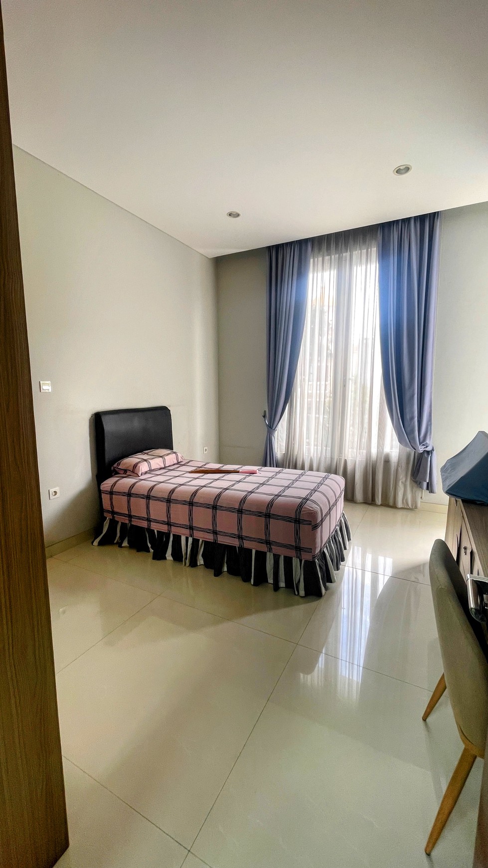 Rumah Siap Huni Garden Island PIK Jakarta Utara