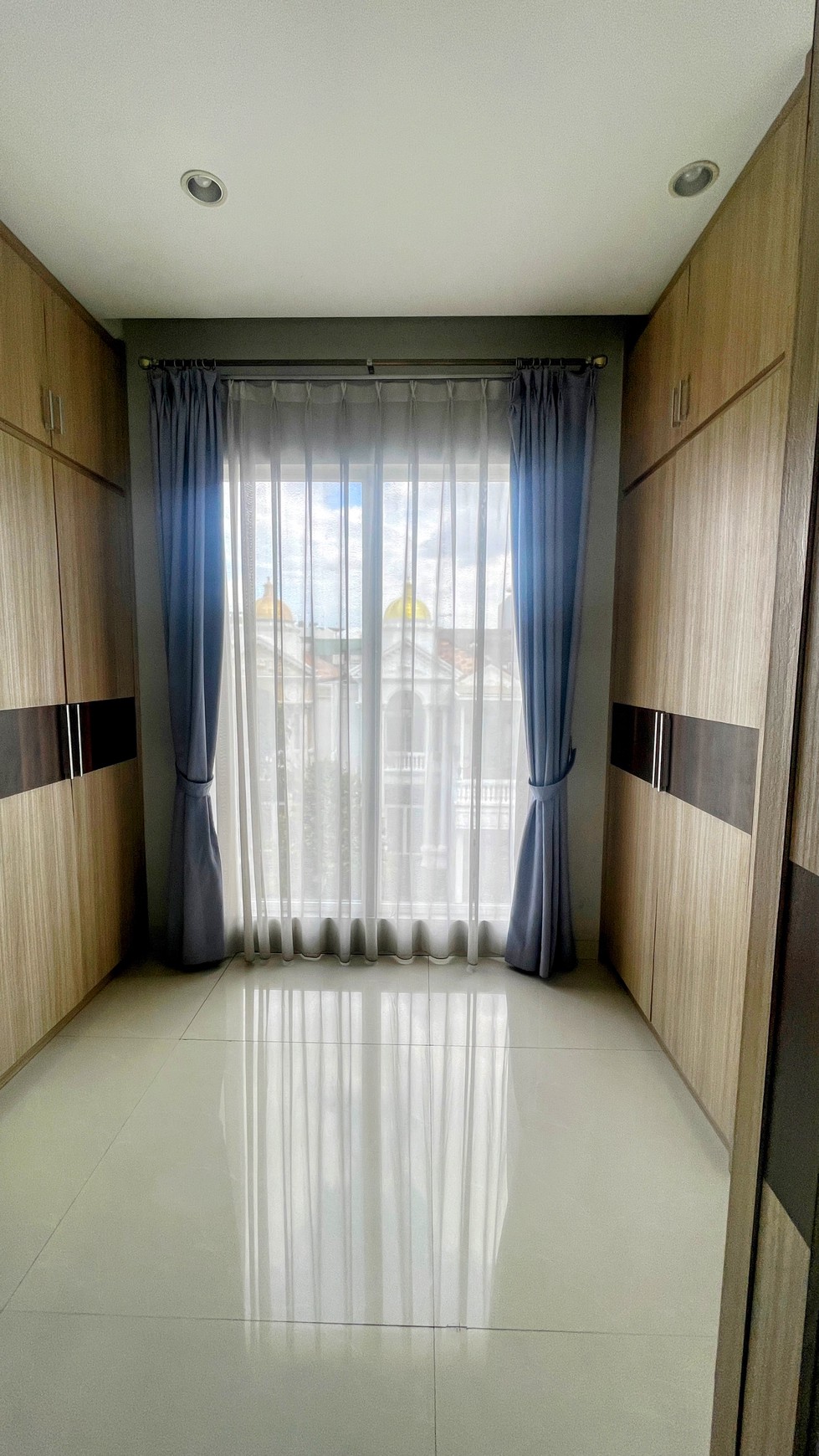 Rumah Siap Huni Garden Island PIK Jakarta Utara