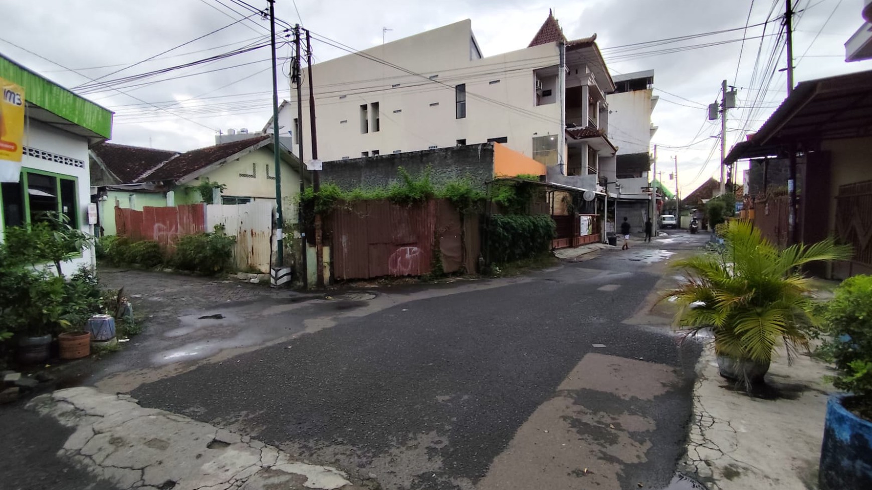 Rumah Furnish Tengah Kota Lokasi Dekat Kampus LPP Yogyakarta