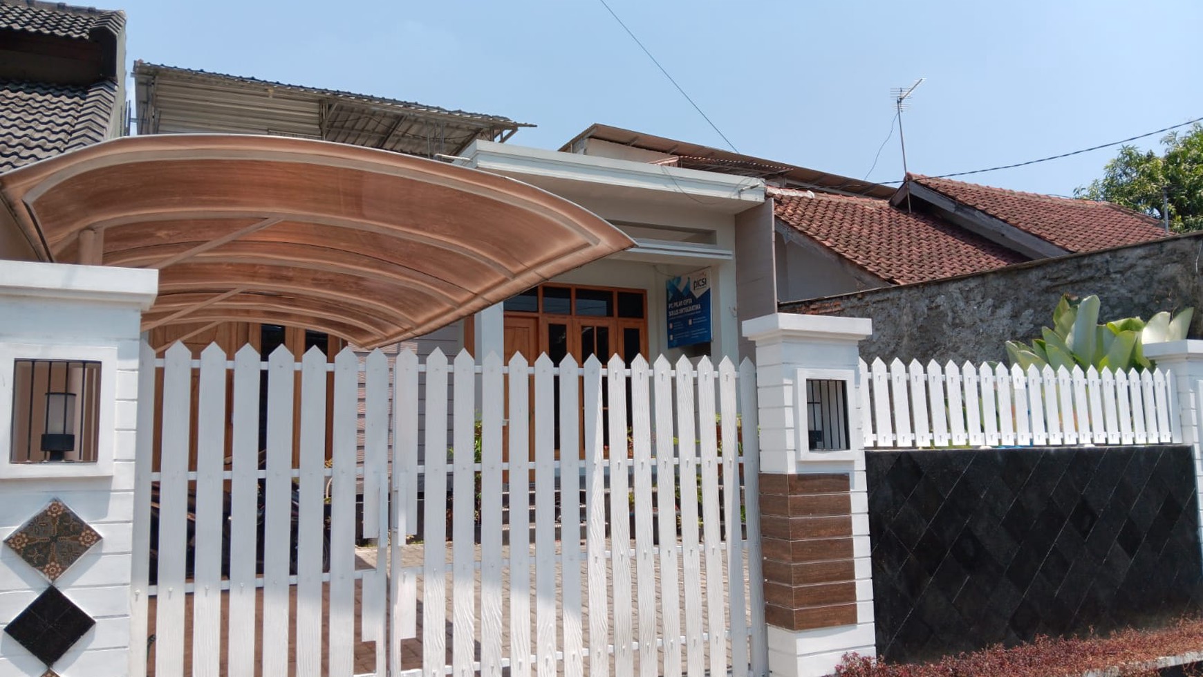Rumah Furnish Tengah Kota Lokasi Dekat Kampus LPP Yogyakarta