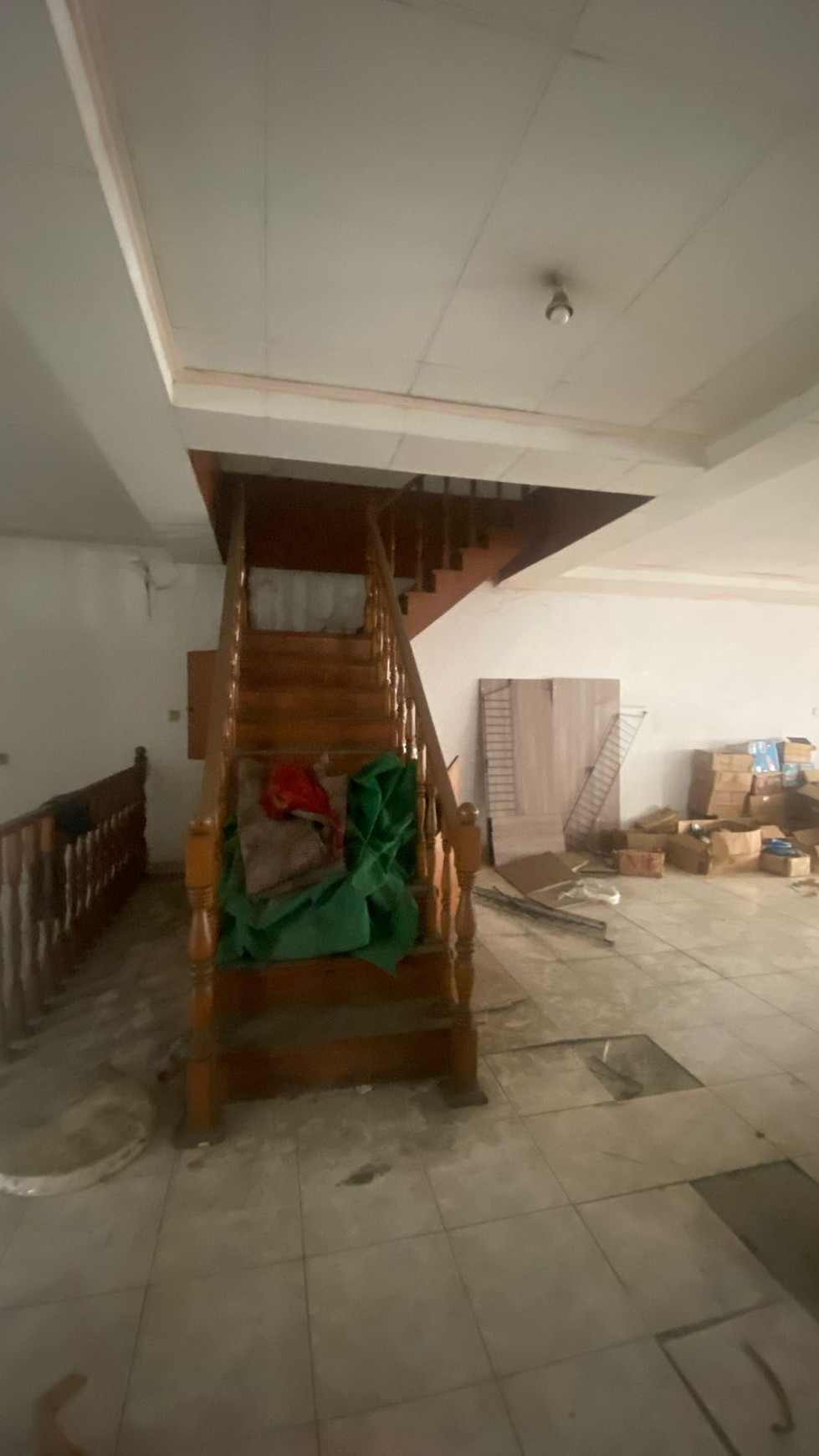 Ruko Gandeng 2 Lantai Lokasi Strategis Pinggir Jalan Raya @Pondok Ranji, Ciputat