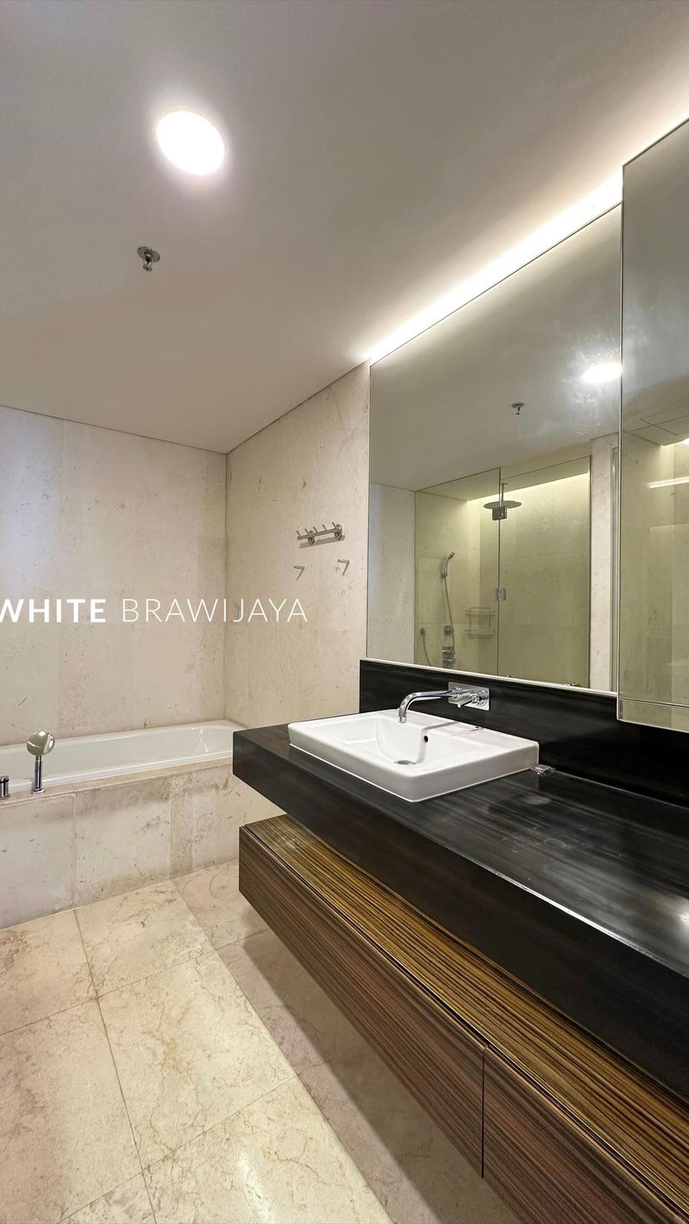 Best Price Apartment Verde Kuningan 3BR