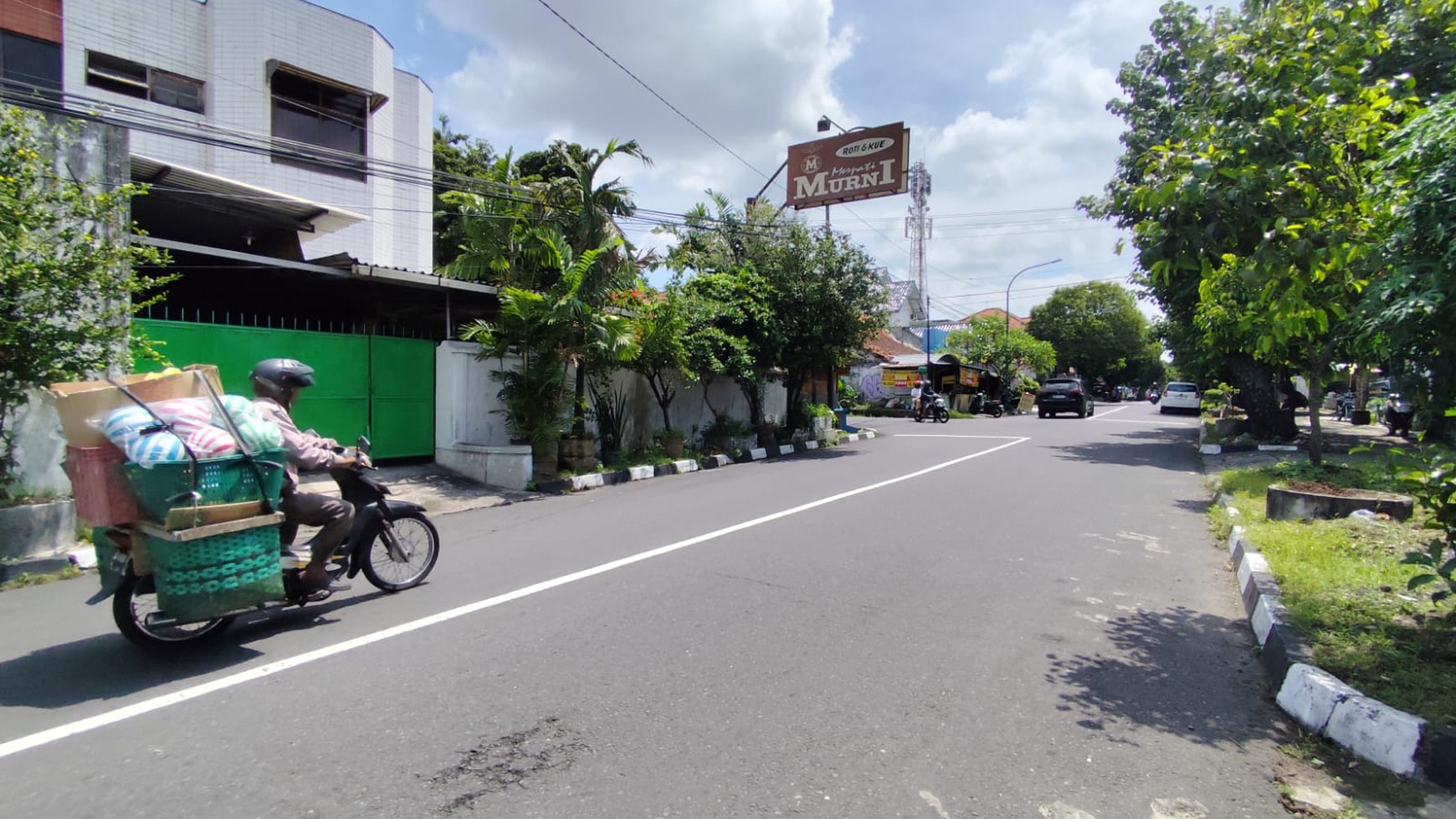 Rumah Gaya Kuno Tengah Kota Lokasi Dekat Alun-Alun Utara Yogyakarta
