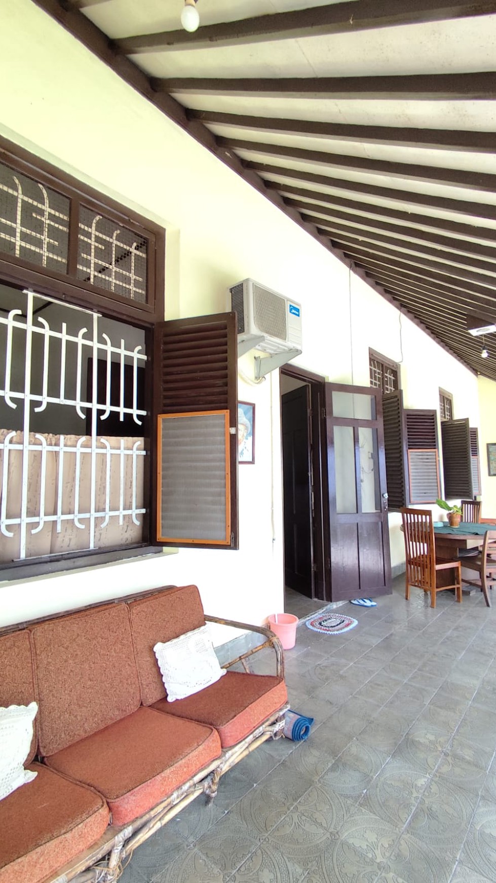 Rumah Gaya Kuno Tengah Kota Lokasi Dekat Alun-Alun Utara Yogyakarta