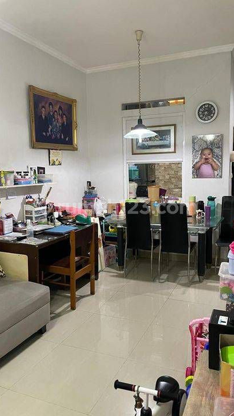 Rumah 2 Lantai Siap Huni dengan Hunian Nyaman dan Asri di Ciledug