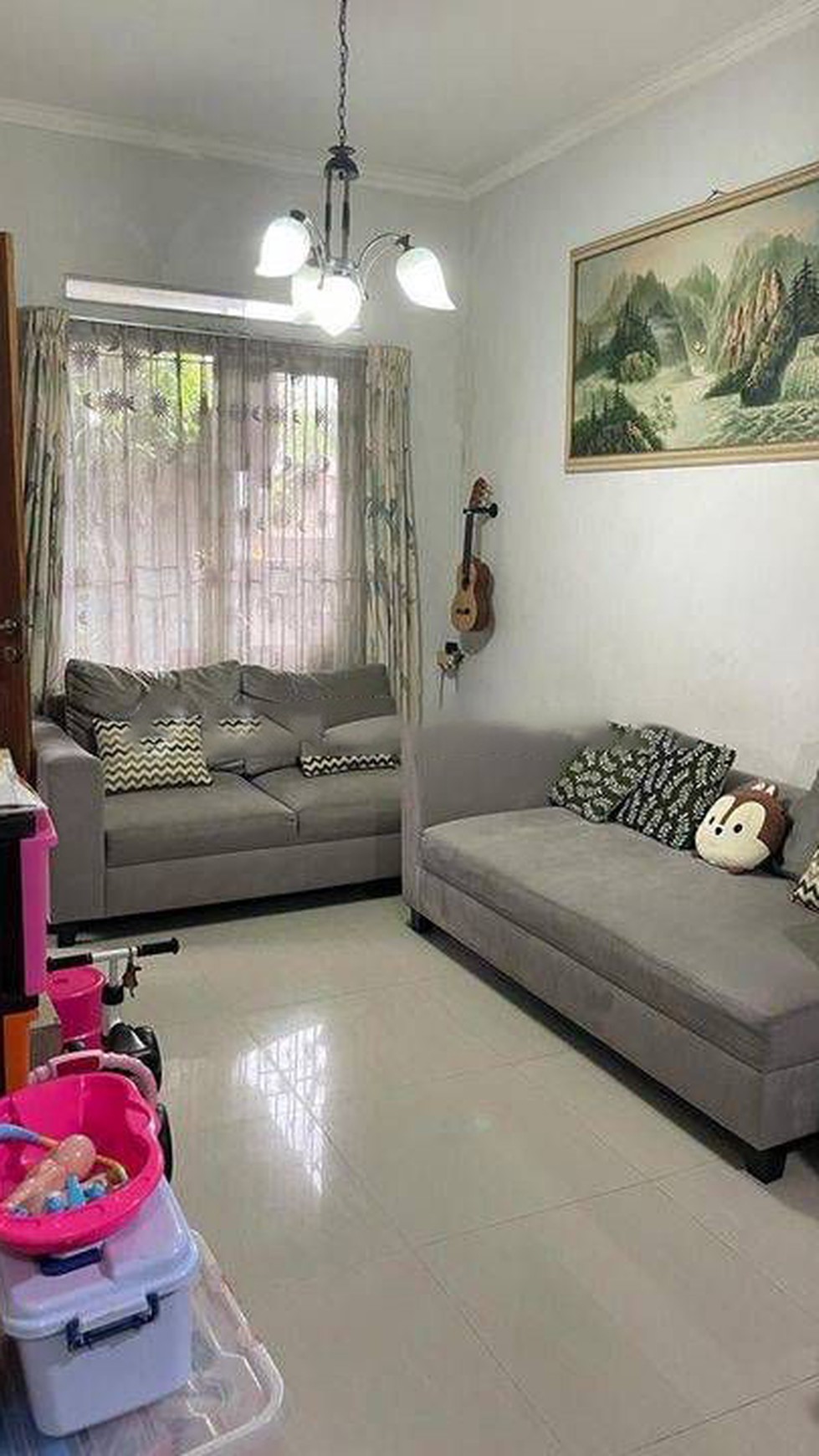 Rumah 2 Lantai Siap Huni dengan Hunian Nyaman dan Asri di Ciledug