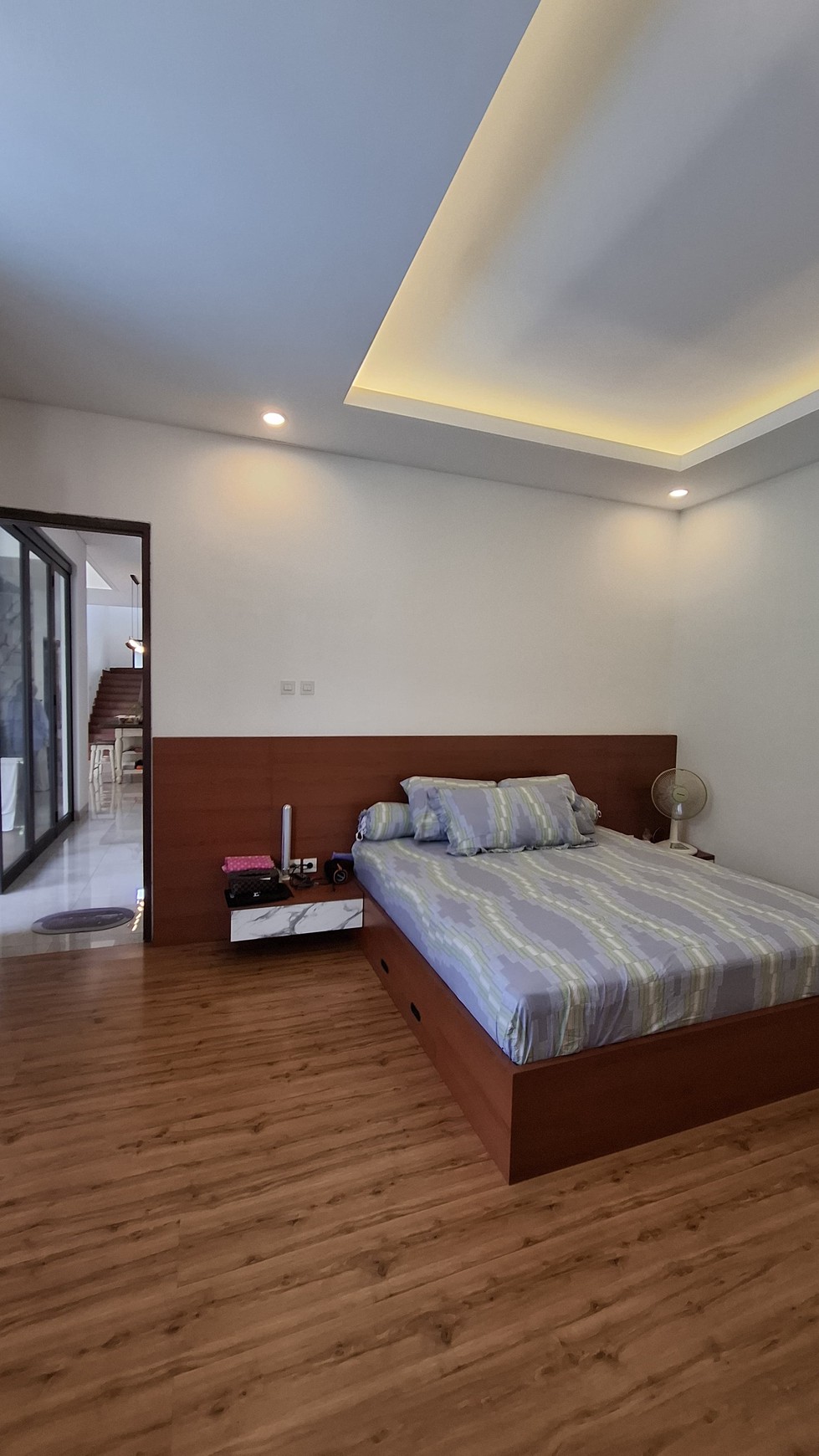 Rumah Mewah + Furniture Dengan Kolam Renang Di Jogja Bagian Utara, Ngaglik, Sleman