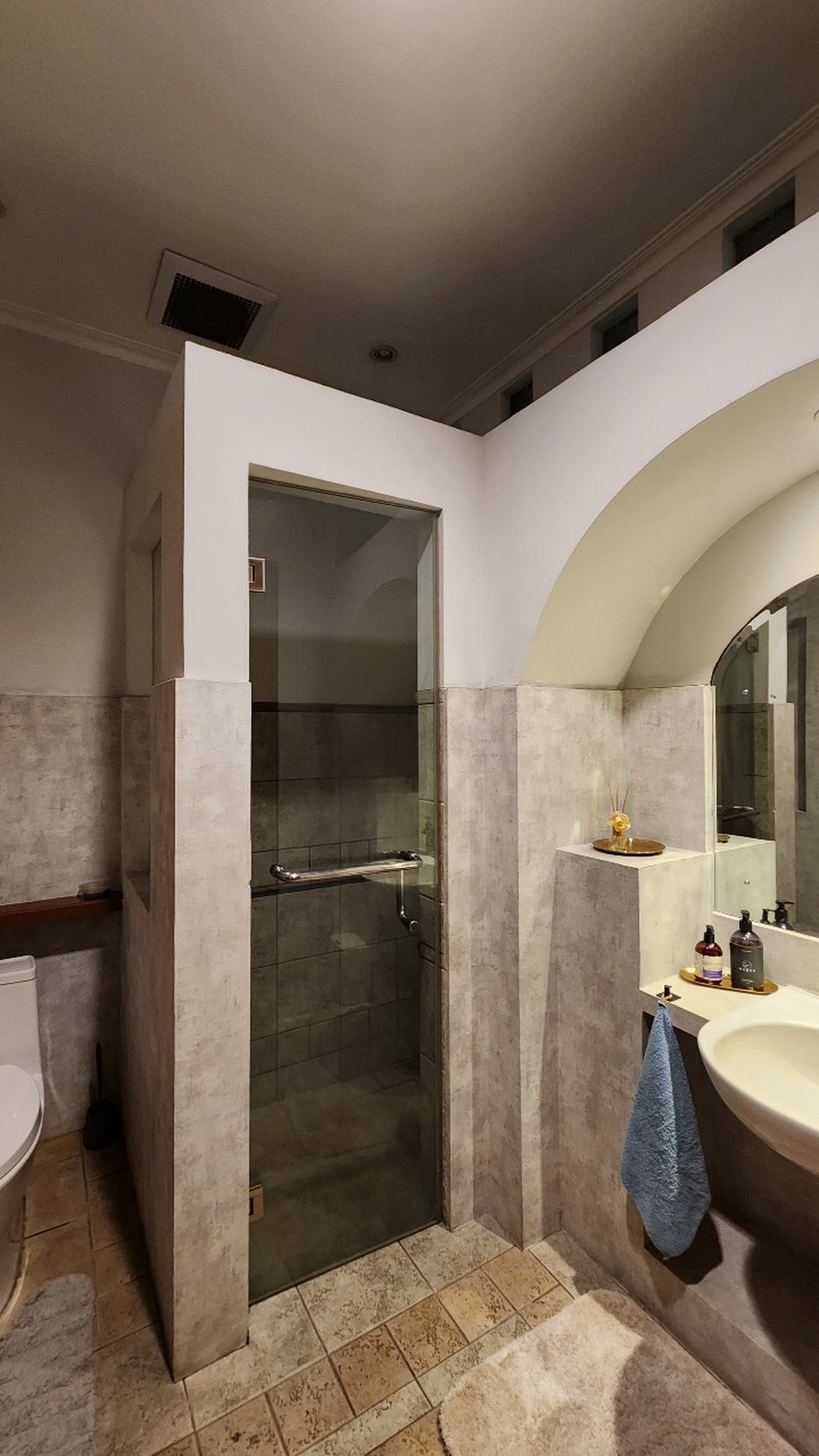 Di Jual Rumah di Jl Kemang Jaya Bangka Jakarta Selatan