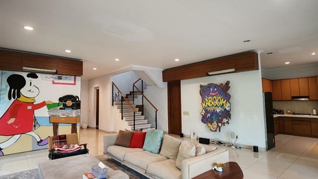 Di Jual Rumah Mewah Siap Huni Lokasi di JL Kemang Jaya Bangka Jakarta Selatan 