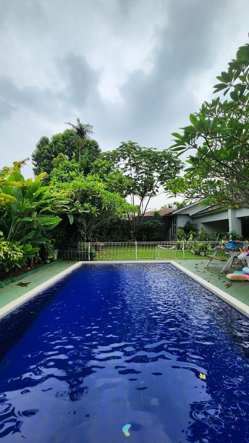 Di Jual Rumah di Jl Kemang Timur Bangka Mampang Jakarta Selatan