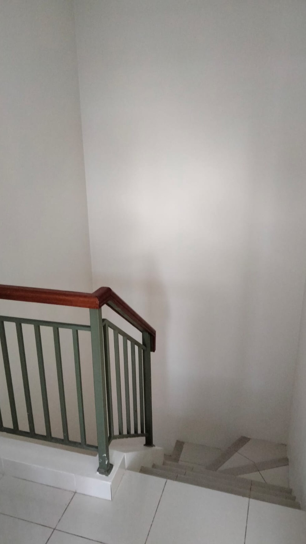 Termurah. Rumah bagus Amarillo Village, Gading Serpong