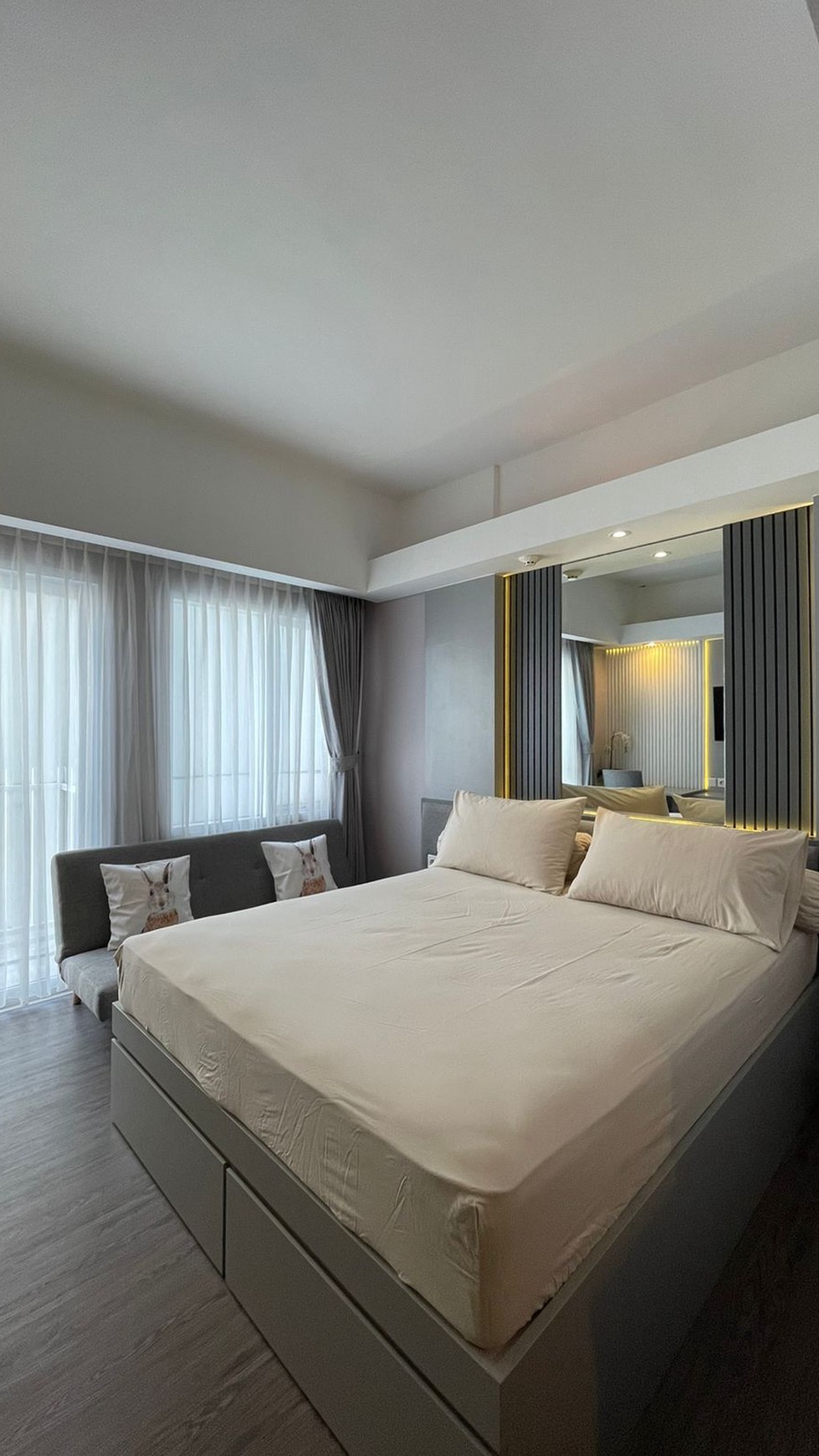 Rumah Cantik Brand New Semi Furnished di Miami Kota Wisata