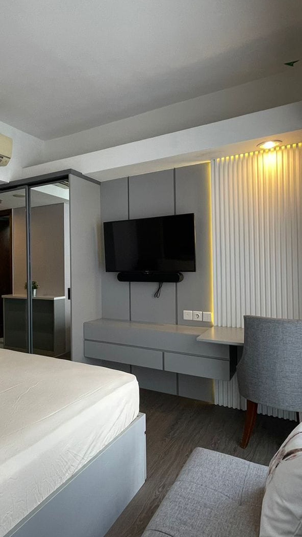 Rumah Cantik Brand New Semi Furnished di Miami Kota Wisata