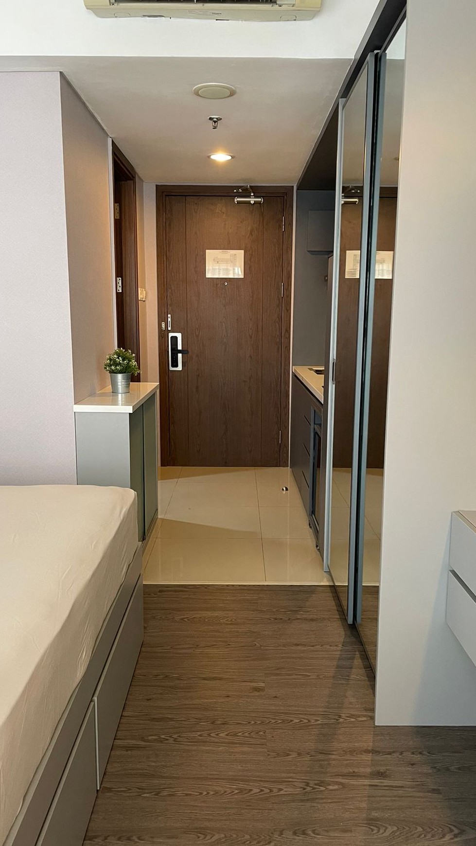 Rumah Cantik Brand New Semi Furnished di Miami Kota Wisata