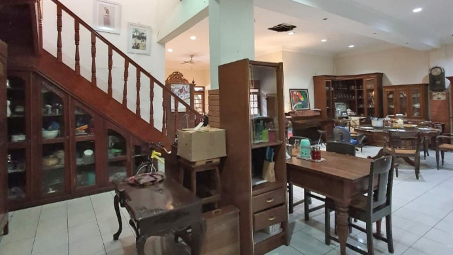 Rumah nyaman di Jatipadang dekat ke Pejaten Village dan Tol Simatupang.