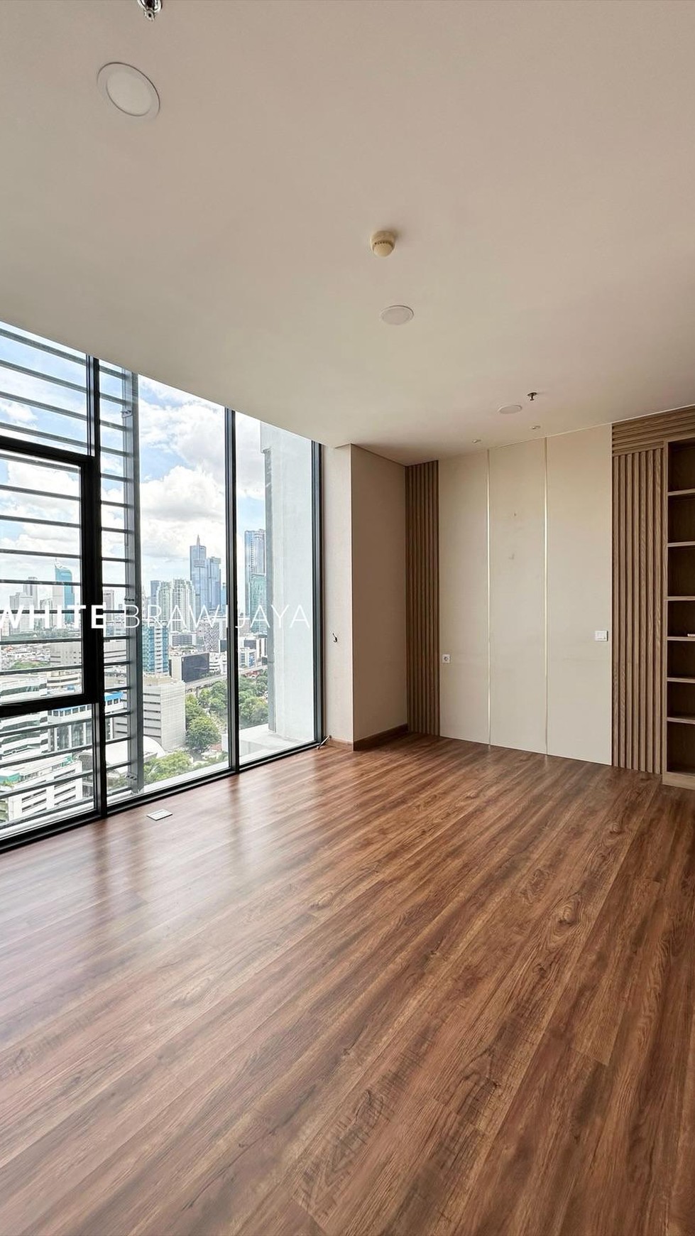 Verde Apartment Kuningan 3BR Best Price