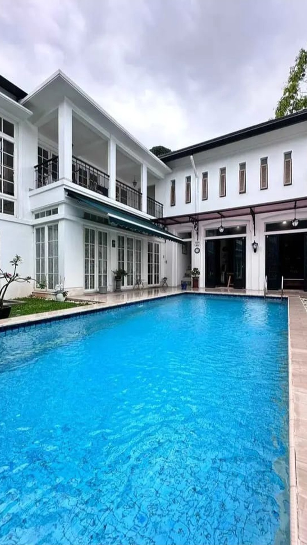 Rumah Bagus Di Jl Melati Kav DPR Ciganjur Jakarta Selatan