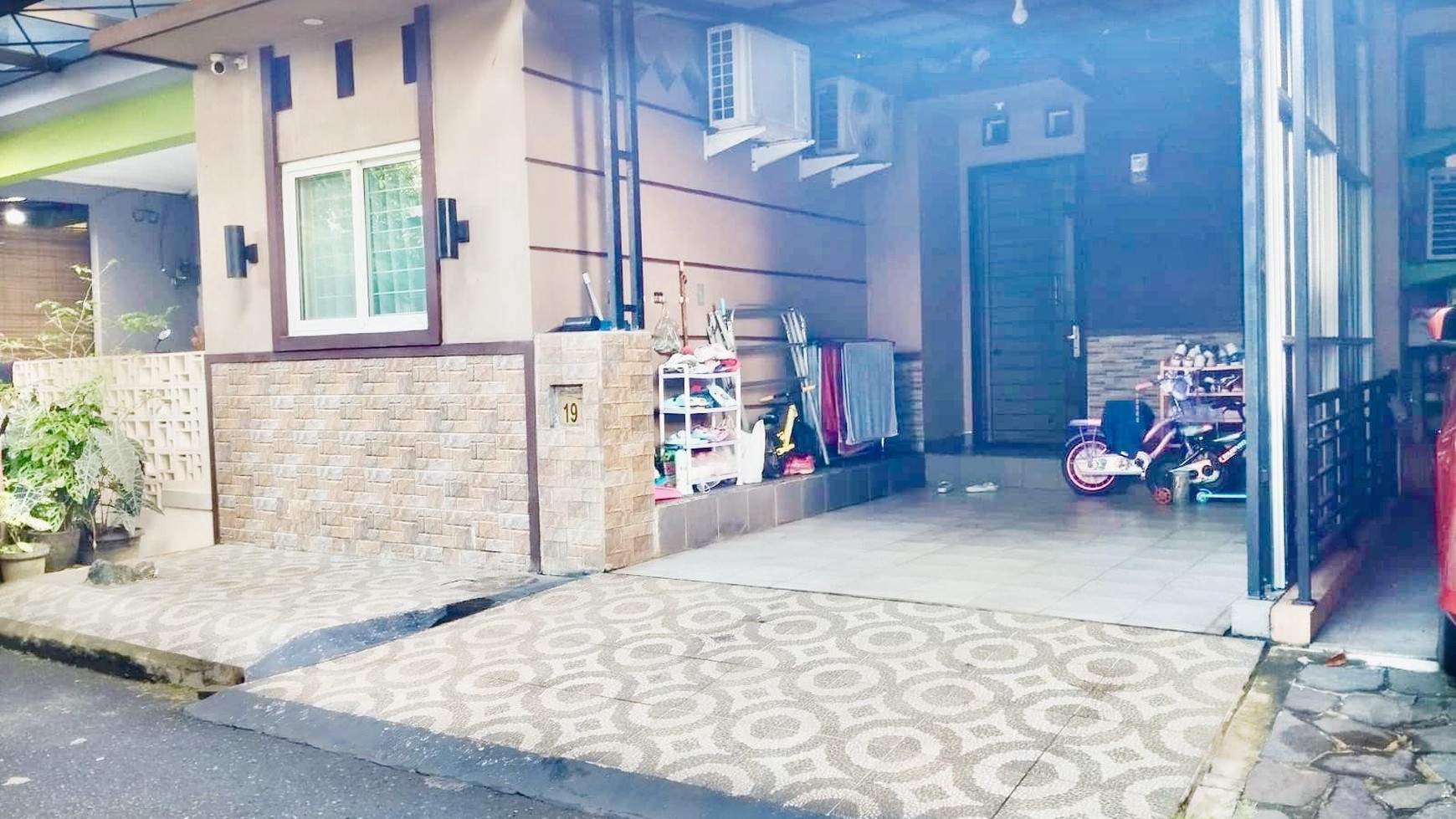 Rumah Bagus Di Cluster Celesta, Graha Raya Bintaro Jaya