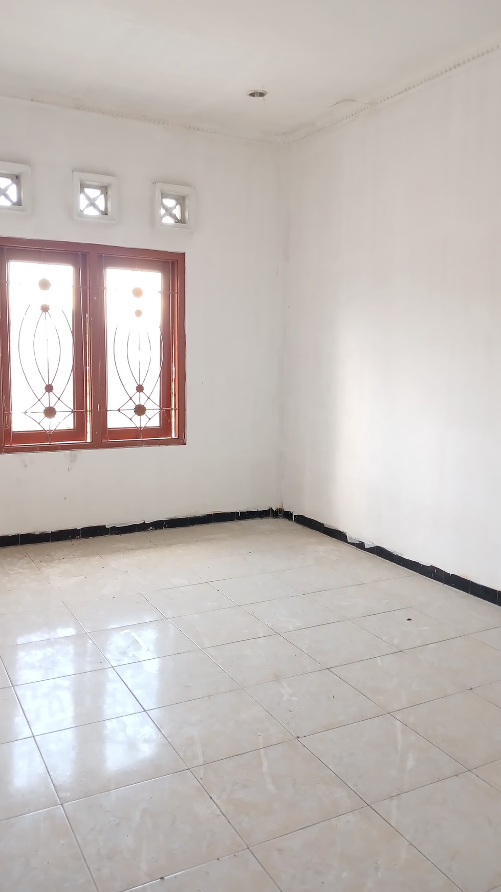 Ruko 2 Lantai Di Jalan Imogiri Barat Km 6 Dekat Stadion Sultan Agung Bangunharjo Sewon Bantul
