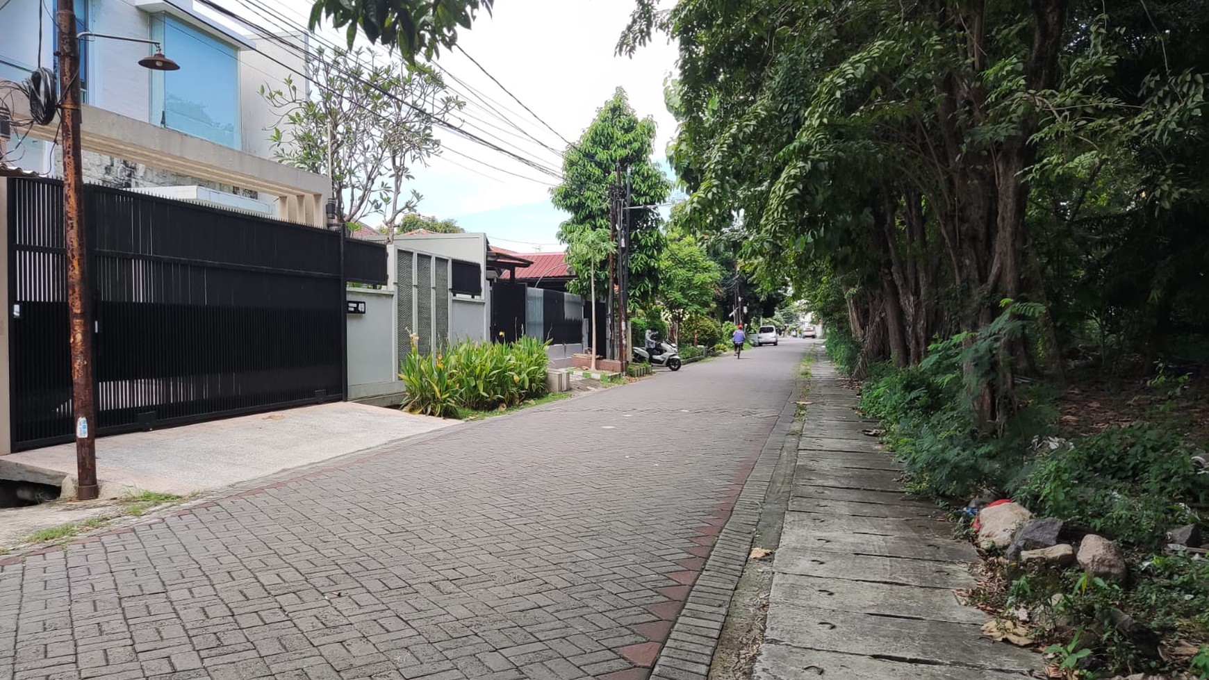 Di Jual Rumah Aktif untuk Kosan & Toko Jl. Tenggilis Utara, Surabaya
