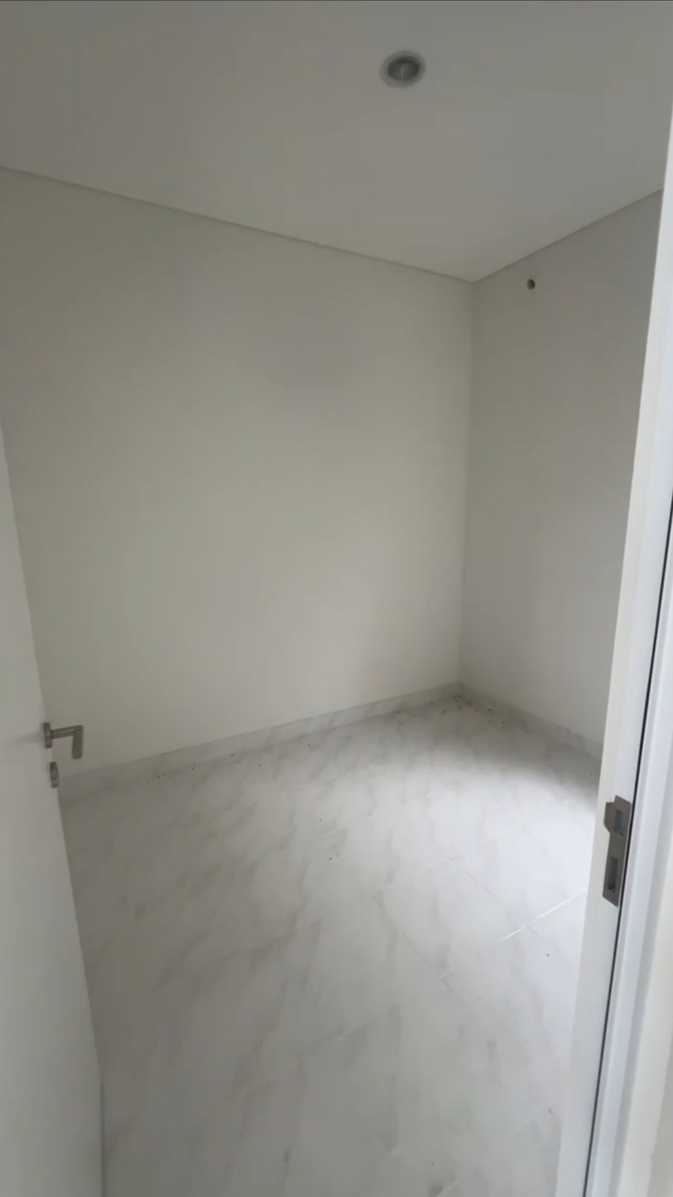 Rumah modern Paramount Petals cluster Aster