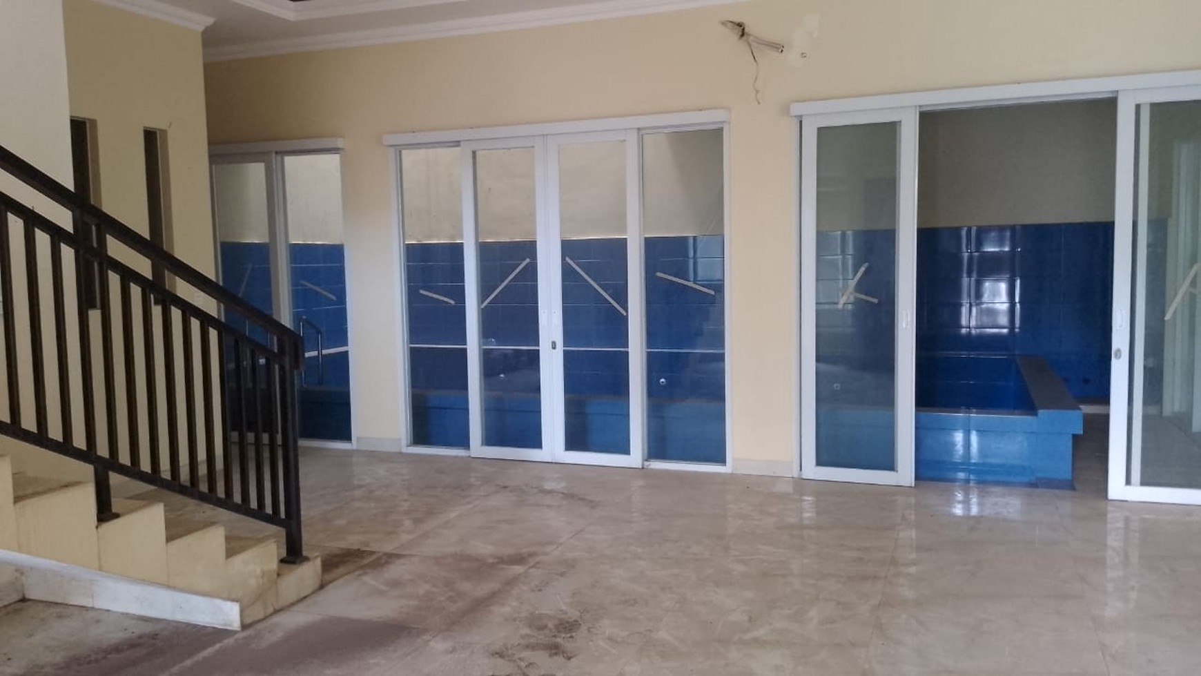Rumah Hook ada Kolam Renang di The Icon Cluster Simplicity BSD City