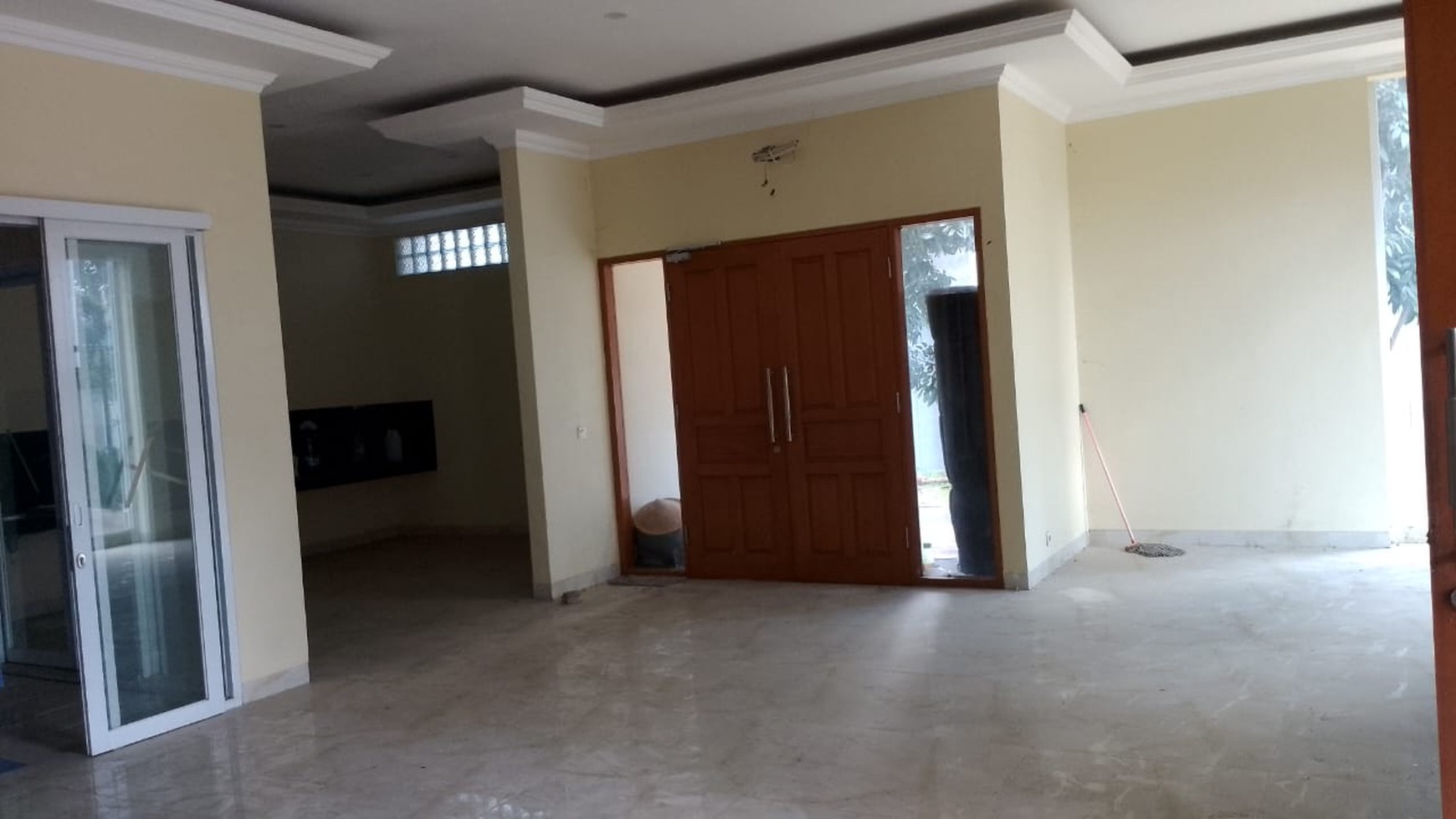 Rumah Hook ada Kolam Renang di The Icon Cluster Simplicity BSD City