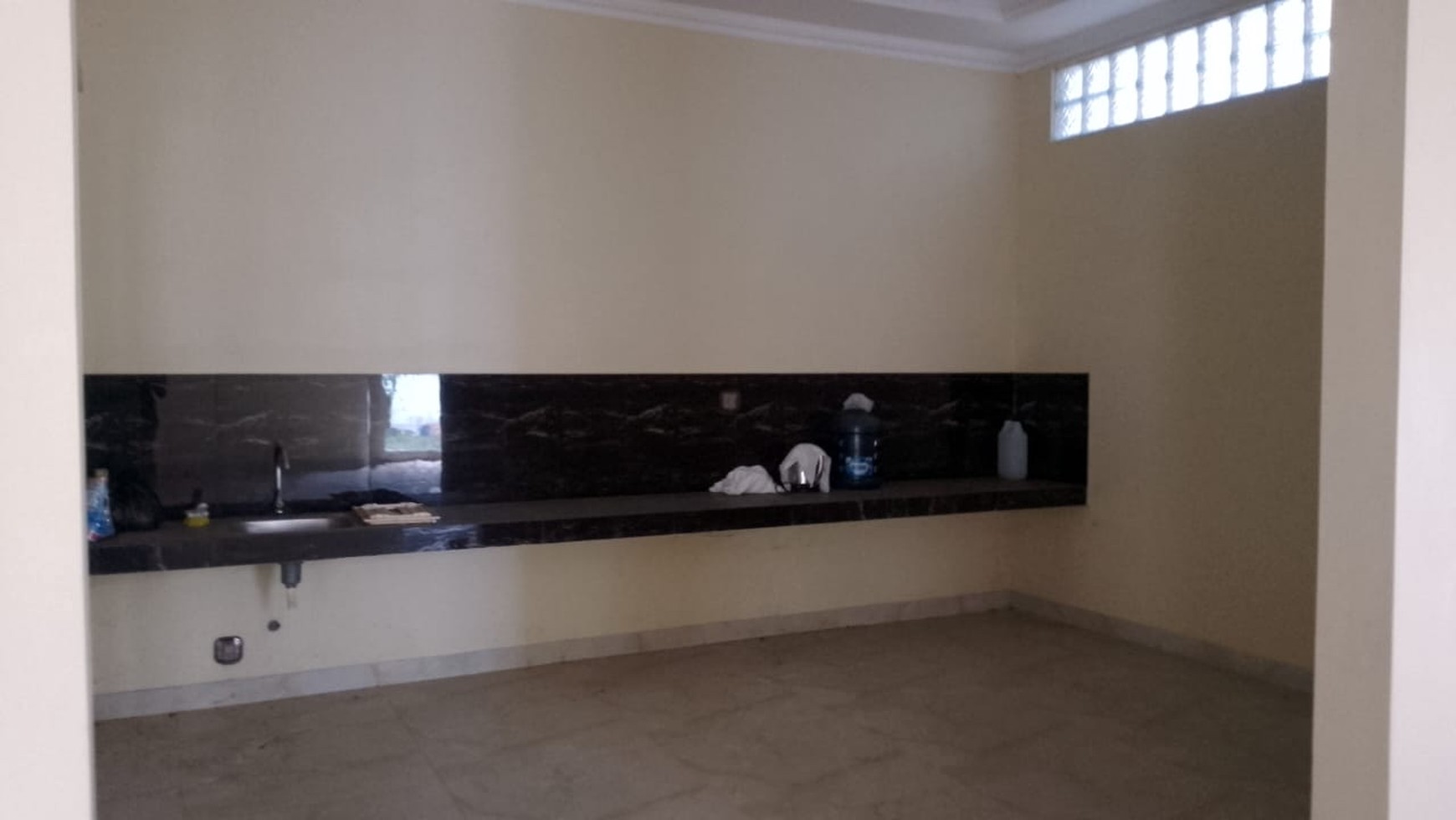 Rumah Hook ada Kolam Renang di The Icon Cluster Simplicity BSD City