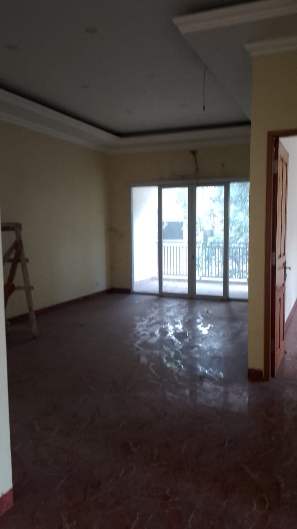 Rumah Hook ada Kolam Renang di The Icon Cluster Simplicity BSD City