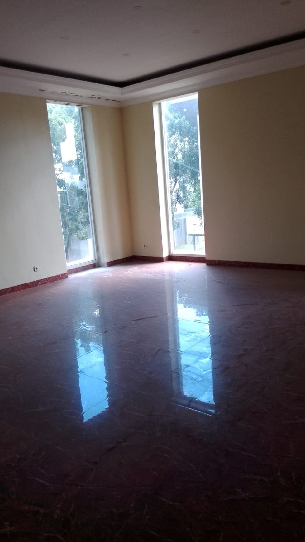 Rumah Hook ada Kolam Renang di The Icon Cluster Simplicity BSD City
