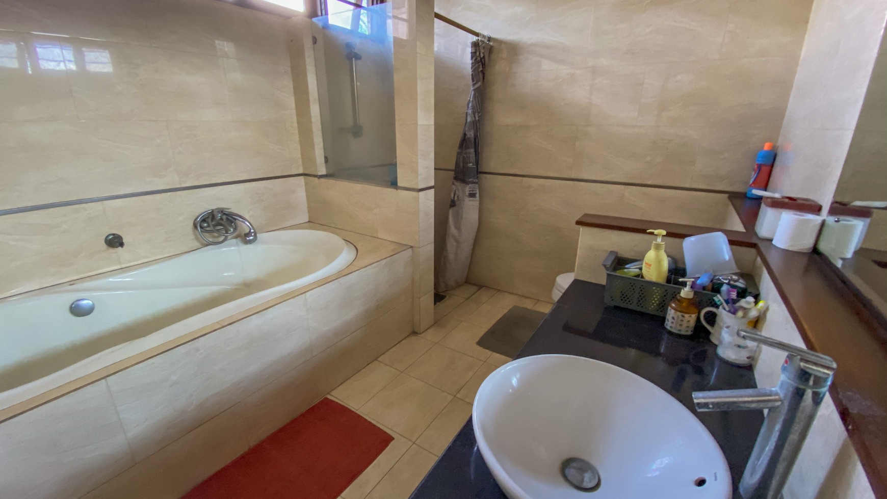 Rumah Lux Asri & Terawat di Sayap Turangga Bandung