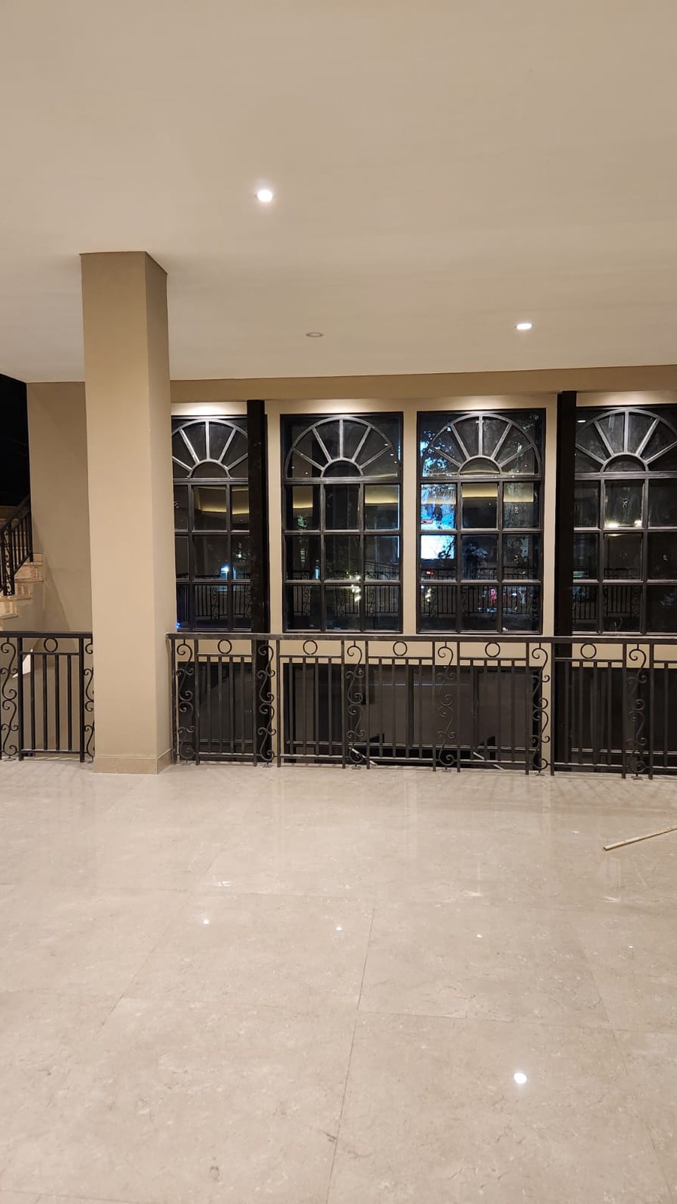 Ruang Usaha Strategis di Mainroad Dago Bandung