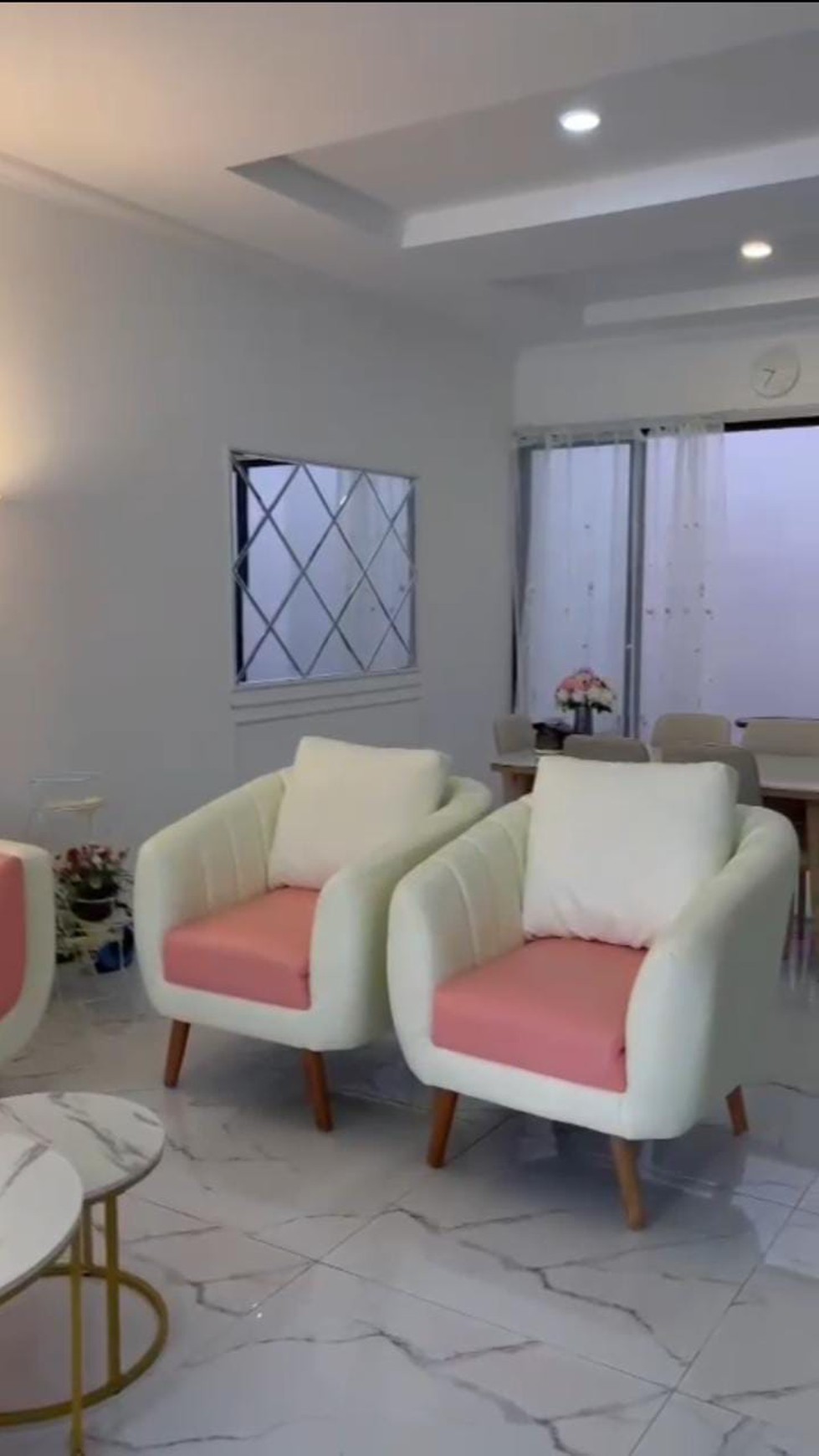 Rumah Baru full furnished siap Huni di Sutera Flamboyan