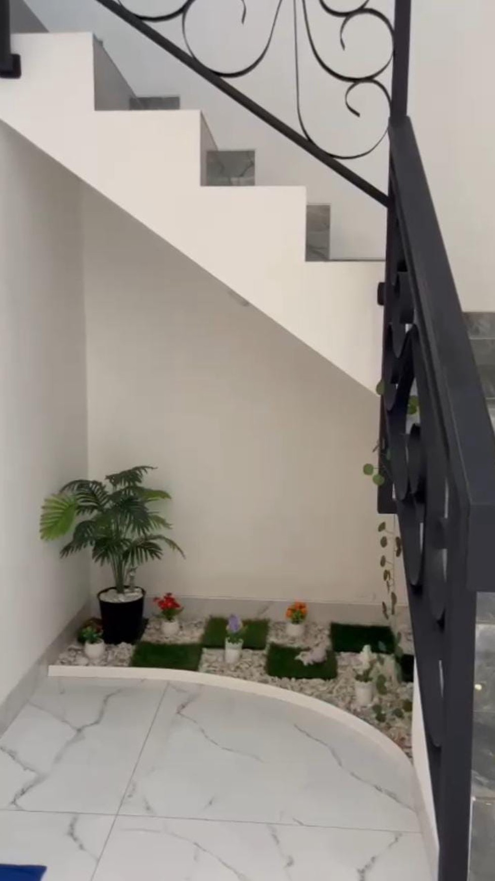 Rumah Baru full furnished siap Huni di Sutera Flamboyan