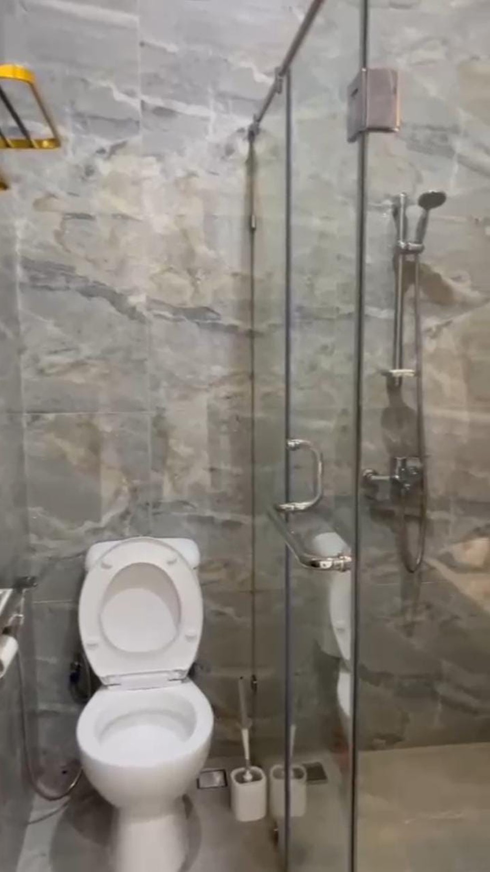 Rumah Baru full furnished siap Huni di Sutera Flamboyan