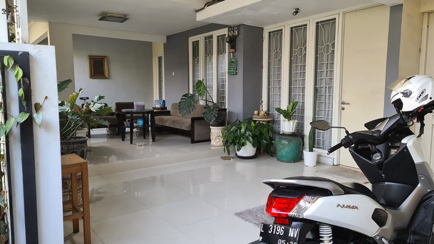 Rumah Strategis Minimalis Modern di Pondok Nirwana Rungkut